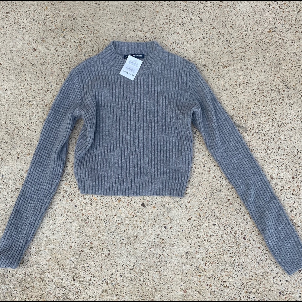 COPY - Brandy Melville Cropped Sweater
